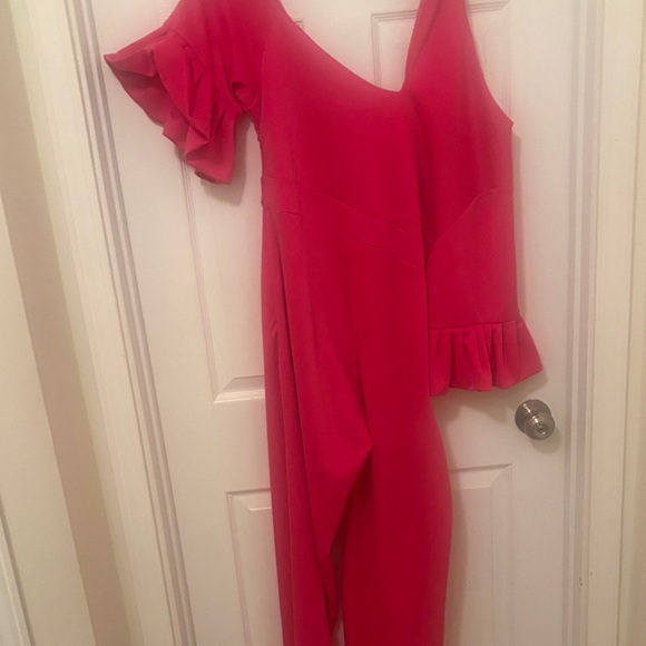 Elegant Pink One-Shoulder Jumpsuit - Picture 4 of 6